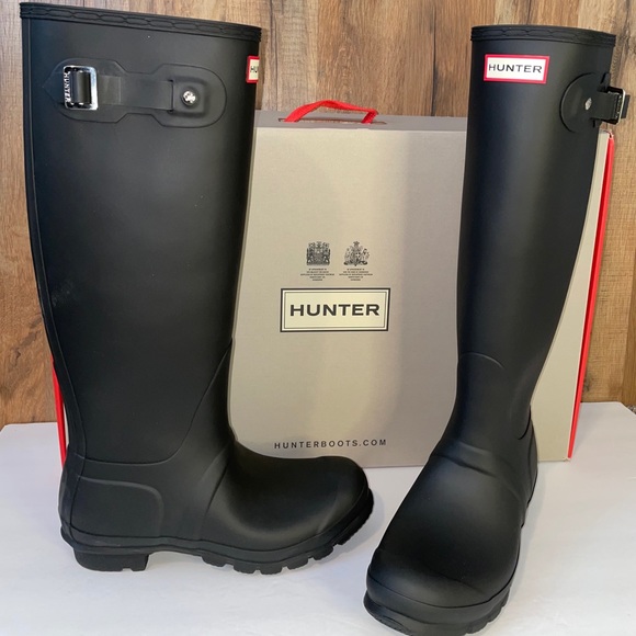 Hunter Shoes - NWB Hunter Original Tall Rain Boots Black